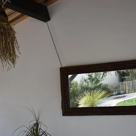 L'ile Sous Le Vent Hotel 3*