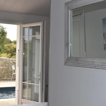 L'ile Sous Le Vent Hotel 3*