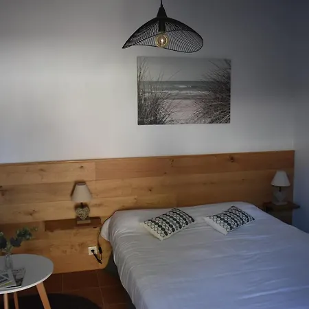 Hotel L'ile Sous Le Vent 3*