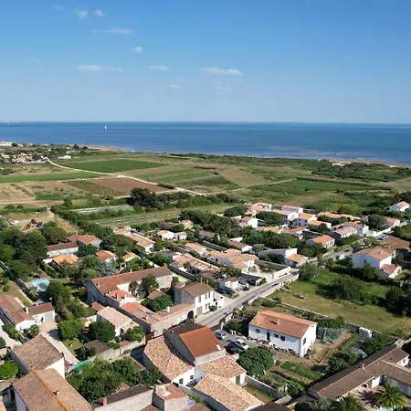 L'ile Sous Le Vent Hotel