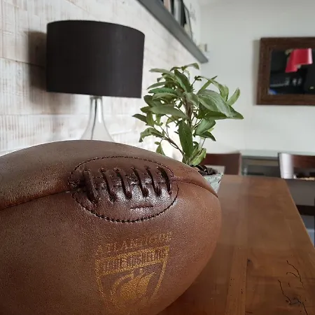 Hotel L'ile Sous Le Vent 3*