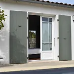 L'ile Sous Le Vent Hotel
