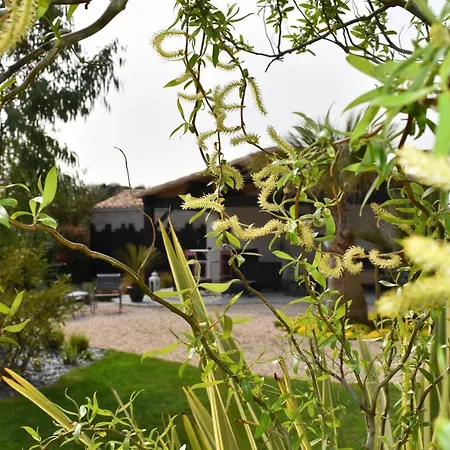 L'ile Sous Le Vent Hotel 3*