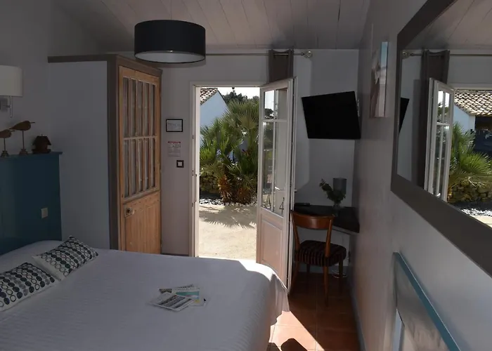 Hotel L'ile Sous Le Vent