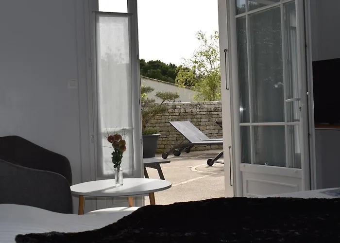 L'ile Sous Le Vent Hotel 3*