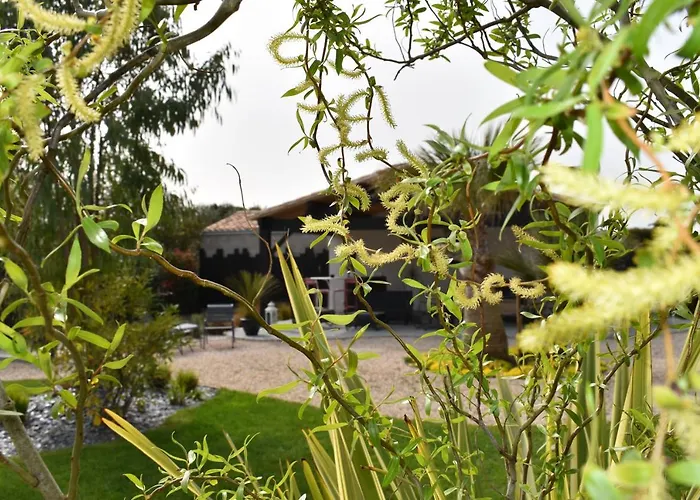 L'ile Sous Le Vent Hotel 3*