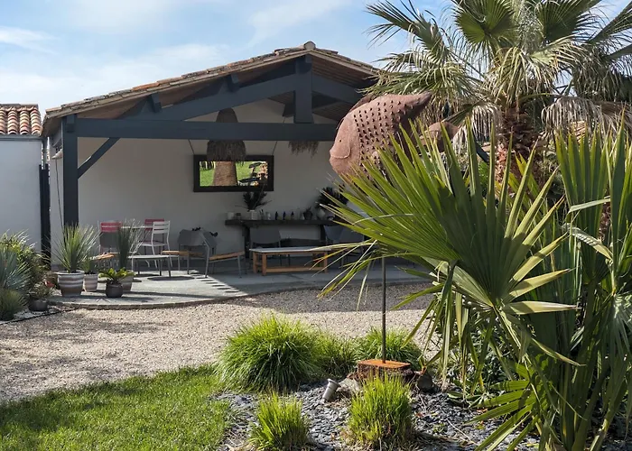 Hotel L'ile Sous Le Vent