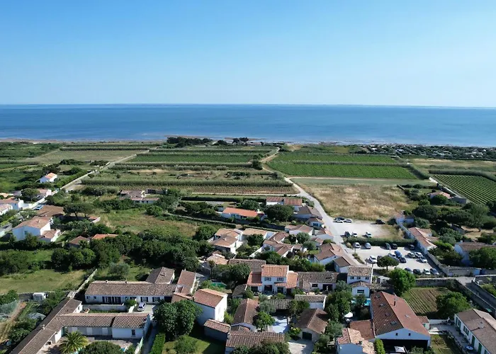 L'ile Sous Le Vent 3*