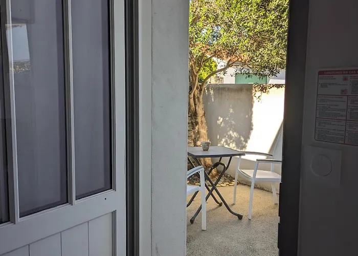 L'ile Sous Le Vent Hotel 3*